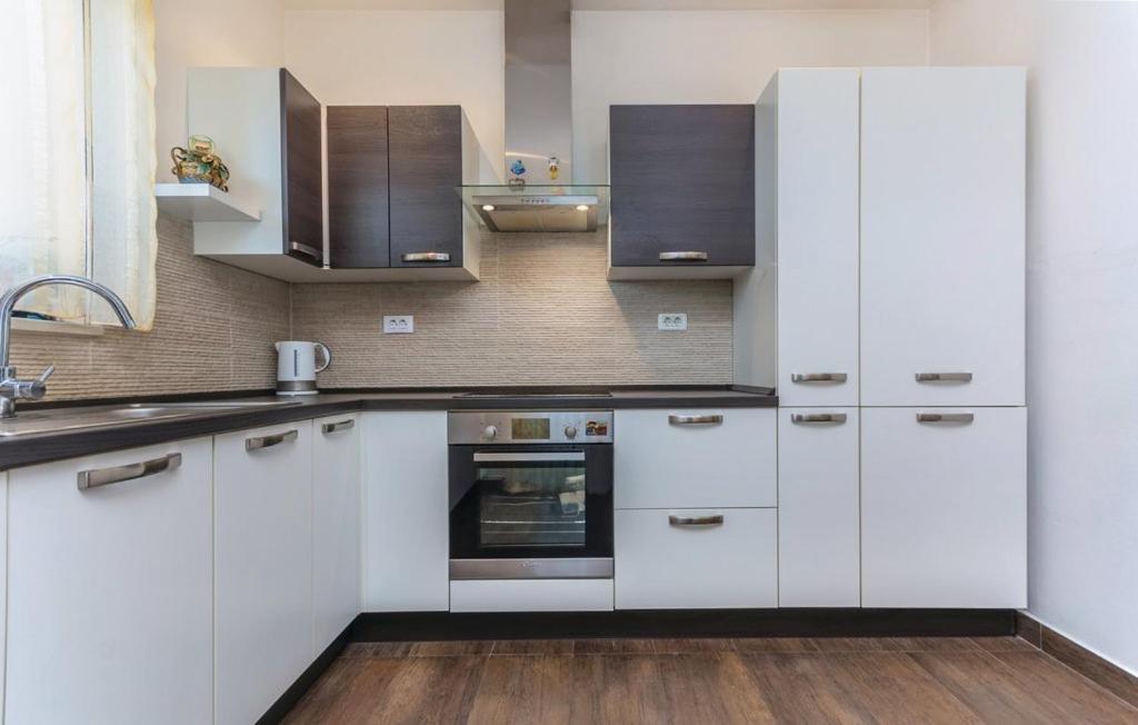 Apartmani Leiva Лабин Экстерьер фото