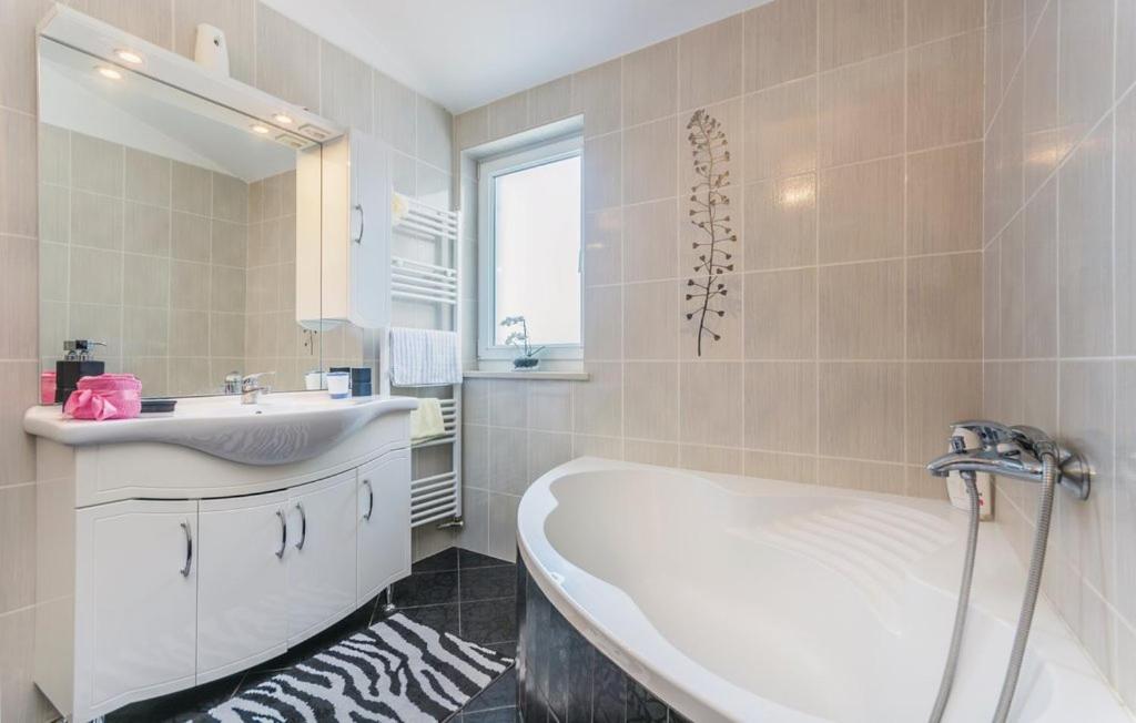 Apartmani Leiva Лабин Экстерьер фото