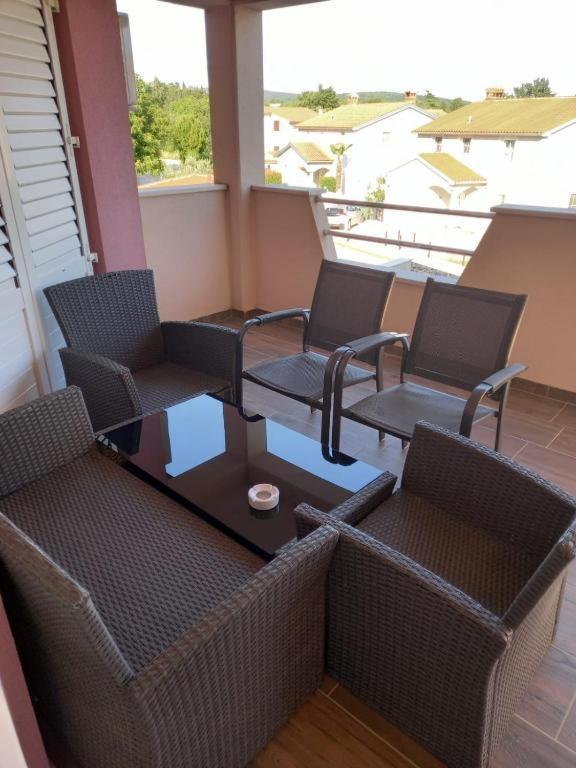 Apartmani Leiva Лабин Экстерьер фото