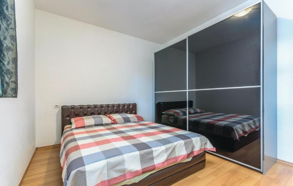Apartmani Leiva Лабин Экстерьер фото