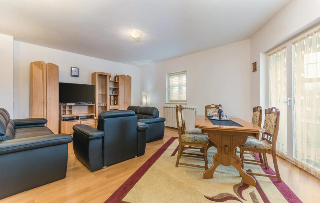 Apartmani Leiva Лабин Экстерьер фото